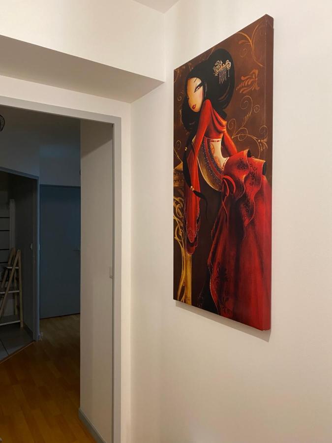 Parking Prive Gratuit, Balcon, 2 Chambres 클레르몽페랑 외부 사진