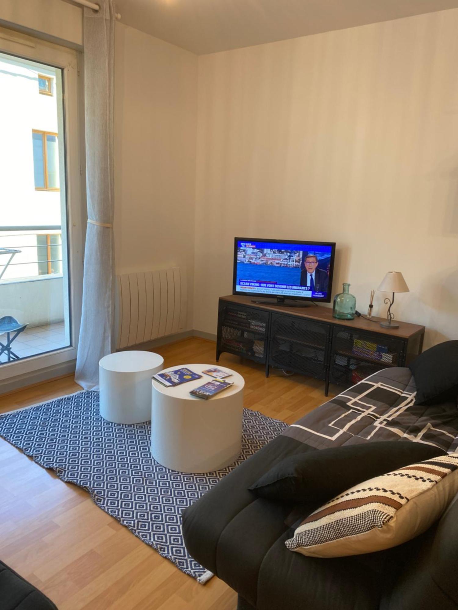 Parking Prive Gratuit, Balcon, 2 Chambres 클레르몽페랑 외부 사진